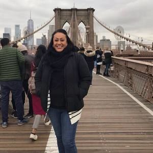 Meet your Posher, Alma